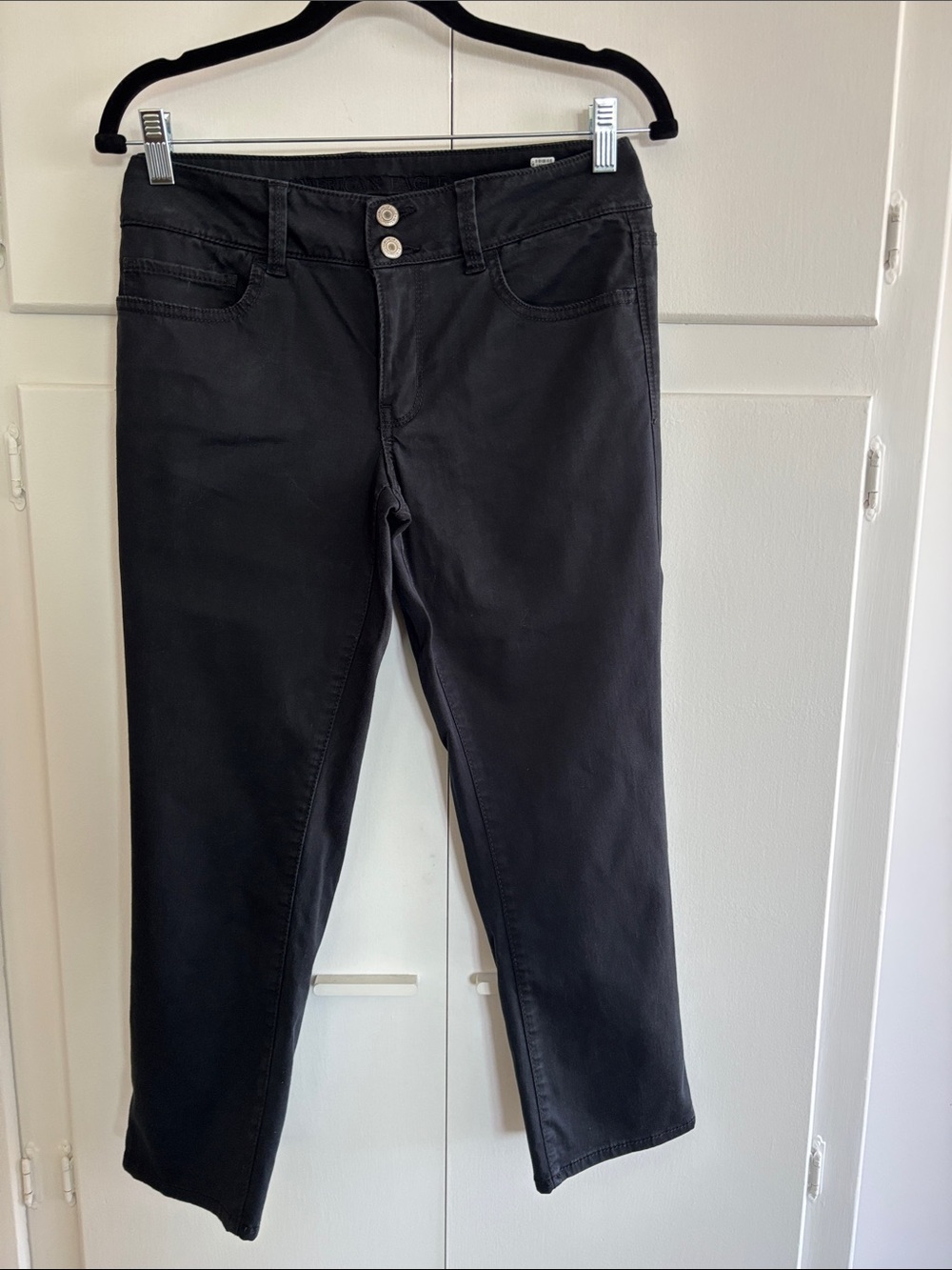American Eagle Black Women's Artist Crop Jeans - Leg 10R